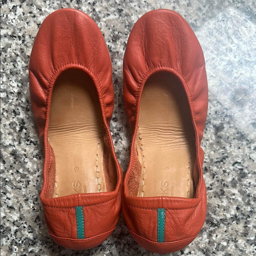 Tieks Orange Ballet Flats with Elastic Edge